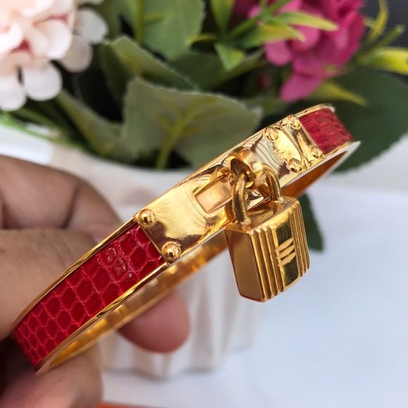 💯Authentic HERMES Kelly Cadena Lizard Motiff Bangle in Gold Kelly lock setting - Picture 13 of 17